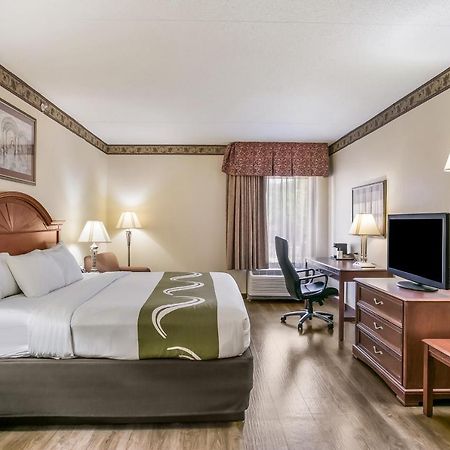 Quality Inn & Suites Bel Air I-95 Exit 77A Extérieur photo
