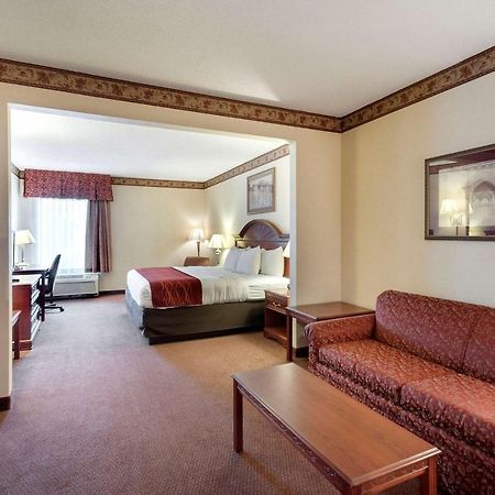 Quality Inn & Suites Bel Air I-95 Exit 77A Extérieur photo
