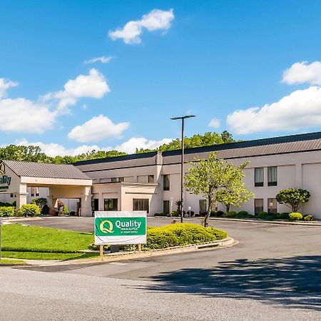 Quality Inn & Suites Bel Air I-95 Exit 77A Extérieur photo