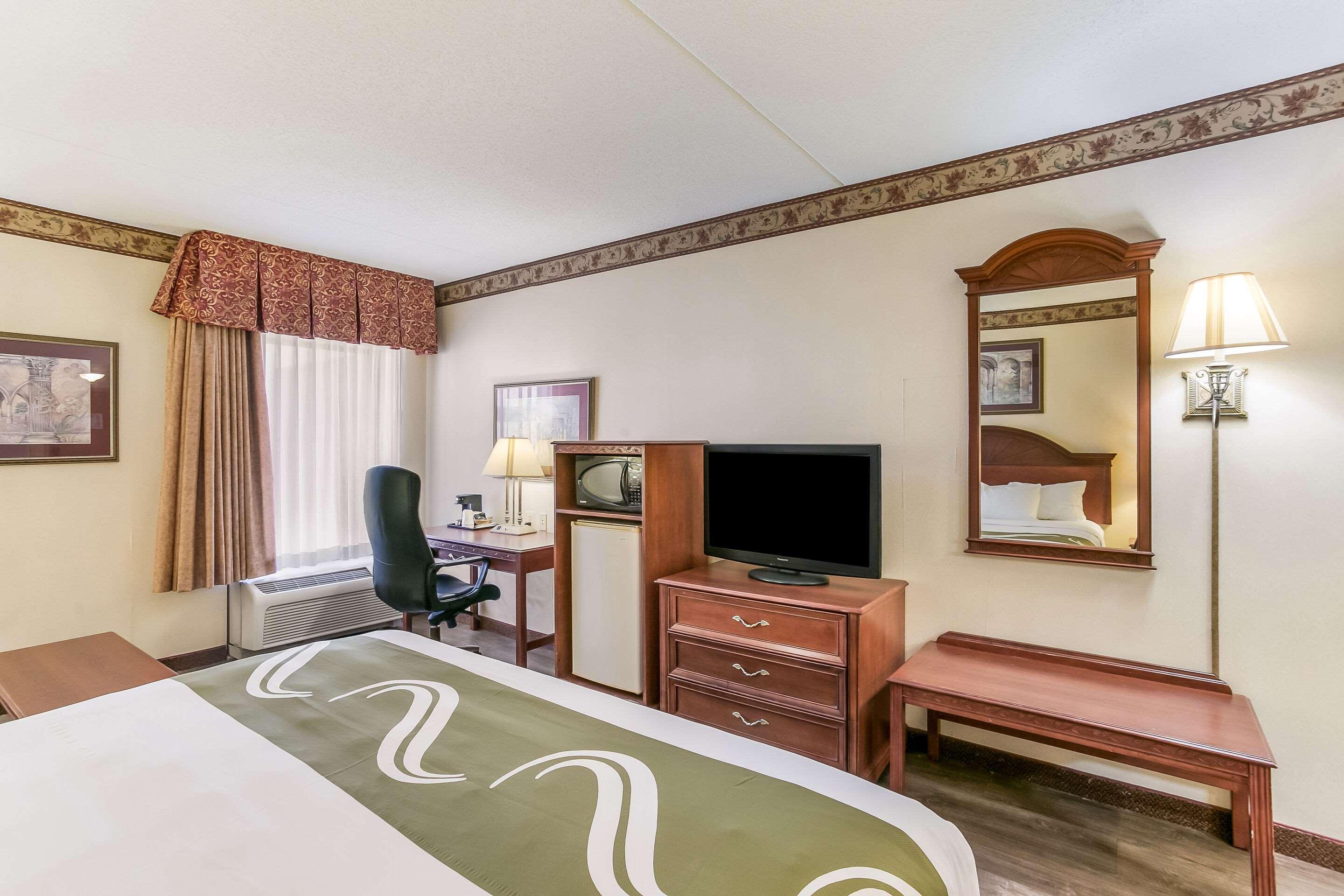 Quality Inn & Suites Bel Air I-95 Exit 77A Extérieur photo