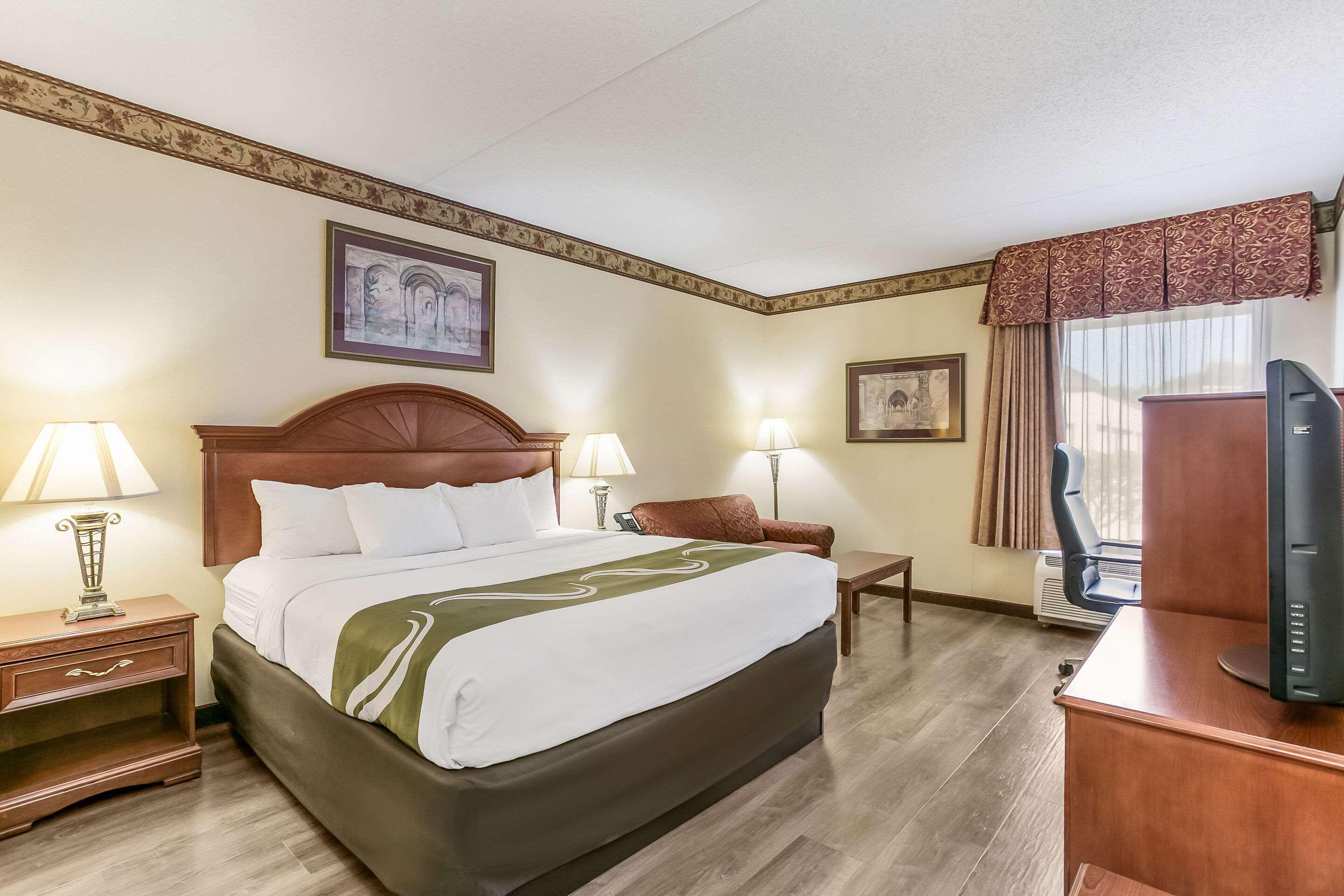Quality Inn & Suites Bel Air I-95 Exit 77A Extérieur photo